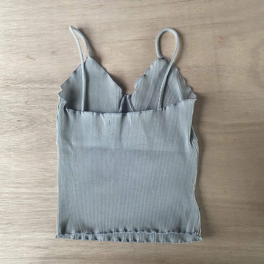 21 Saints Dusty Blue Cropped Ribbed Tank Top Size Medium - Picture 2 of 4